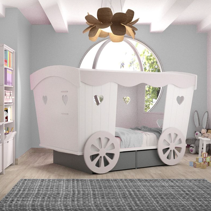Carriage Bed