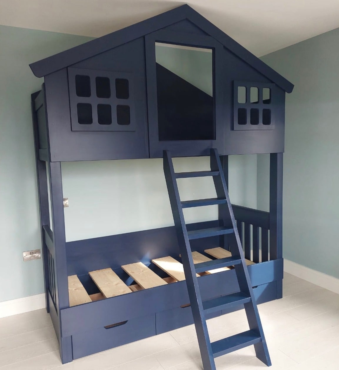 Treehouse Bed