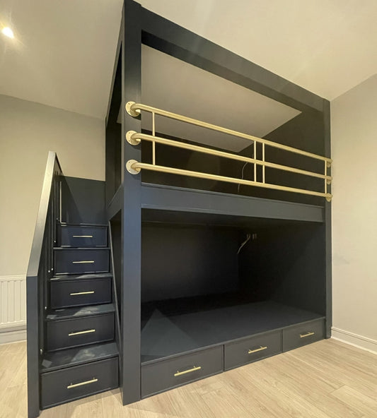 Nautical Built-in Bunk